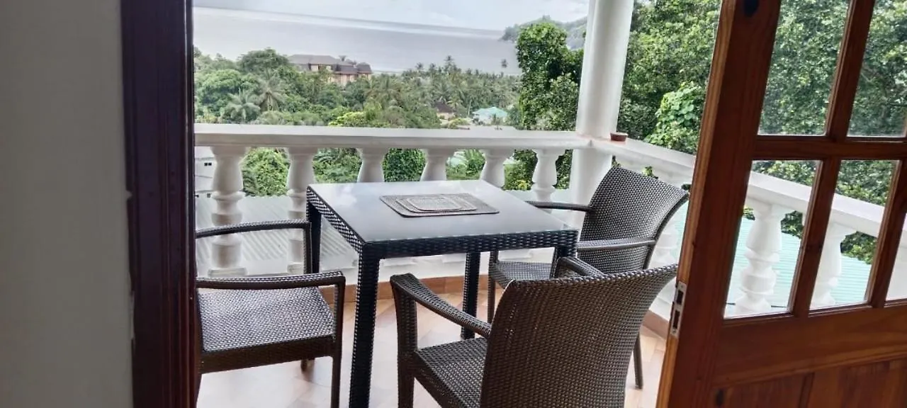 Tandif Villa Sea View Takamaka Panzió